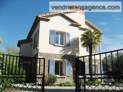 3 PIECES 75M� ENTIEREMENT RENOVE AVEC GARAGE ET JARDIN